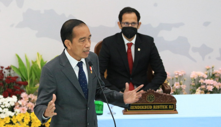 Nadiem Akui Bentuk Tim Bayangan, Tokoh NU: Bingung Lihat Pakde Jokowi, Kenapa Menteri Ini Gak Pernah Direshuffle?
