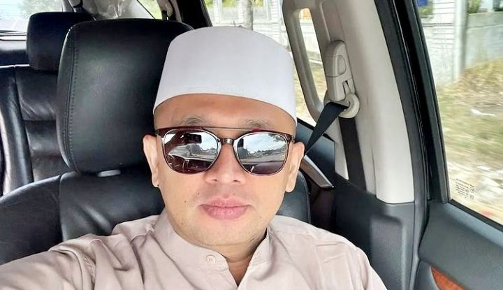 Bikin Jleb! Gus Umar Balas Sindiran Denny Siregar: Jualan Lo Kadrun Mulu, Apa Sudah Gak Laku Lagi Jempolmu?