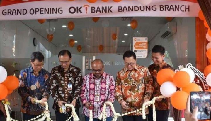 Dukung Pertumbuhan Ekonomi Jawa Barat, OK Bank Kini Hadir di Bandung