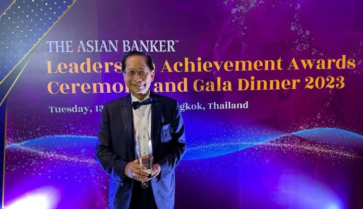 Bos BCA Jahja Setiaatmadja Raih Penghargaan CEO Terbaik dari The Asian Banker