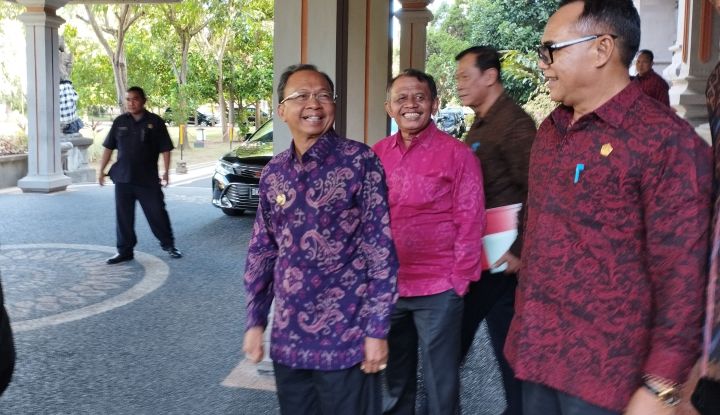 Ketua DPRD Bali Diputuskan DPP PDIP, Koster: Tidak Ada Kaitan Suara Terbanyak