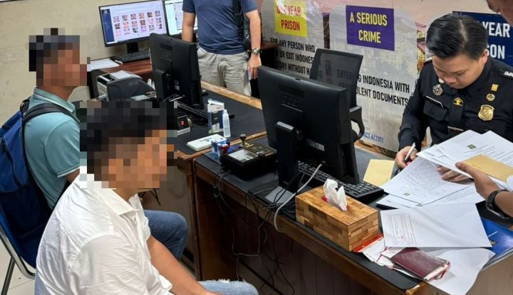 2 Pria China Eks Napi Pencurian Diusir dari Bali, Sempat 7 Bulan Masuk Bui