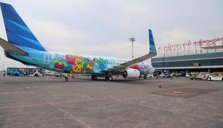 Wow! Ada Pesawat 'Pokemon' Mendarat di Bandara Ngurah Rai Bali